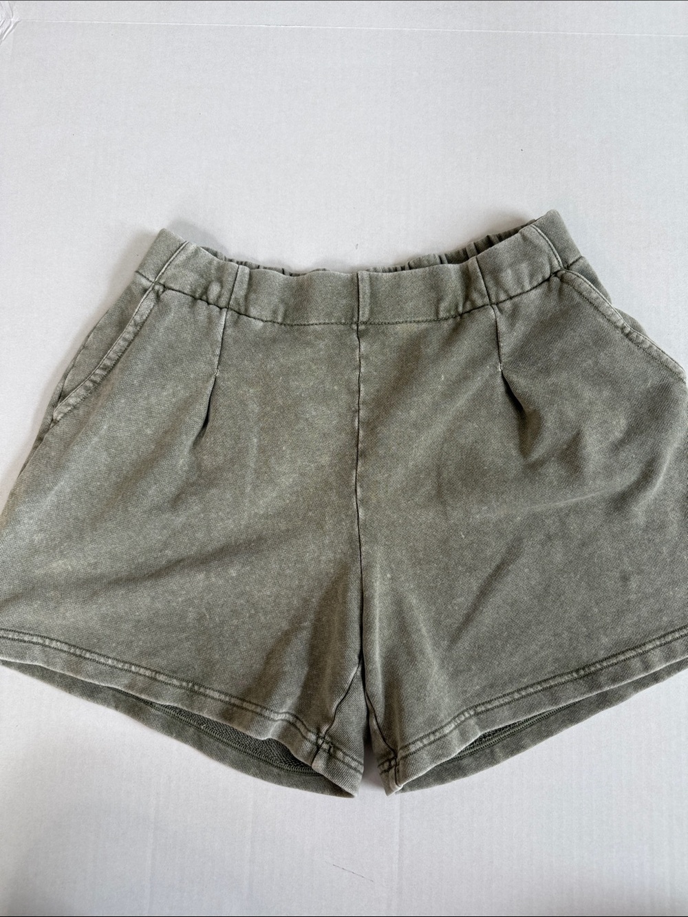 Aerie Cotton Shorts Olive Green size Medium